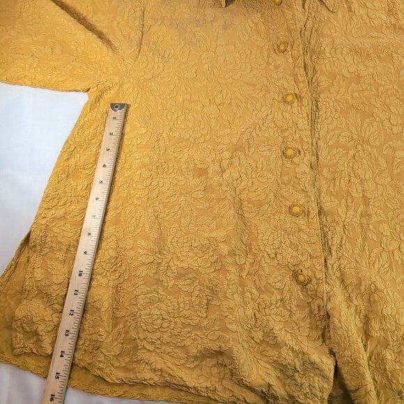 Uru 100% Silk Blouse Yellow Embossed Floral Flowers Button Textured 3/4 sleeve L - Picture 8 of 11
